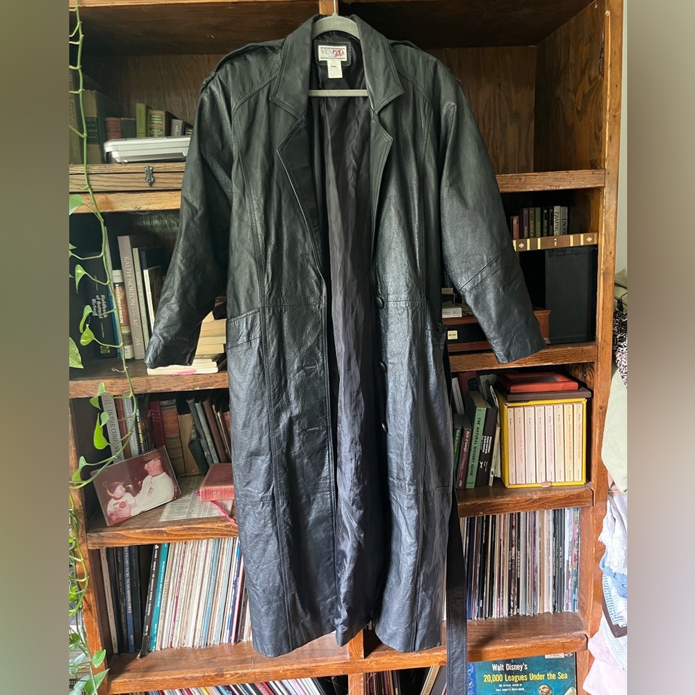 Venezia Black Trench Coat